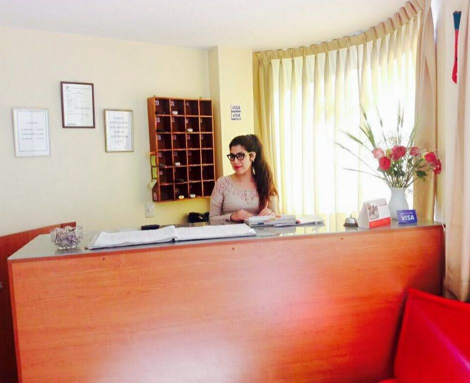 Hotel Los Gladiolos Кахамарка Екстер'єр фото